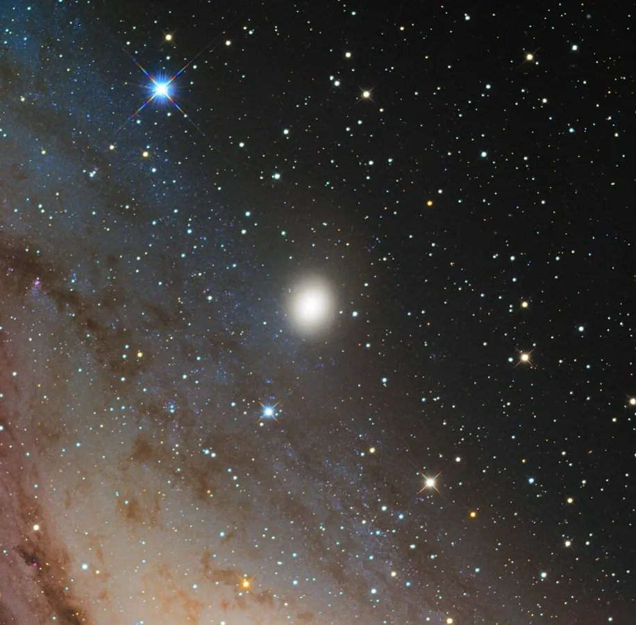 NGC 221