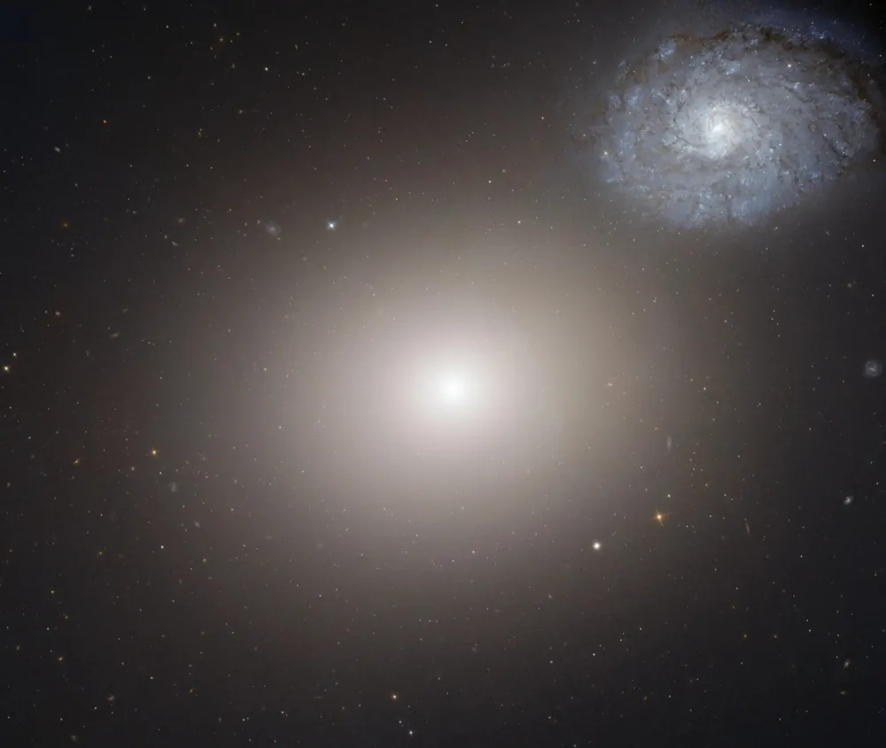 NGC 4649